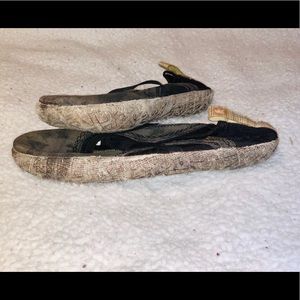 Cushe Flats / Slip ons Size 8